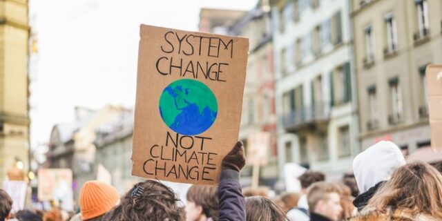 Ισραήλ: Το κλίμα είναι θέμα “εθνικής ασφάλειας”, τονίζει η κυβέρνηση