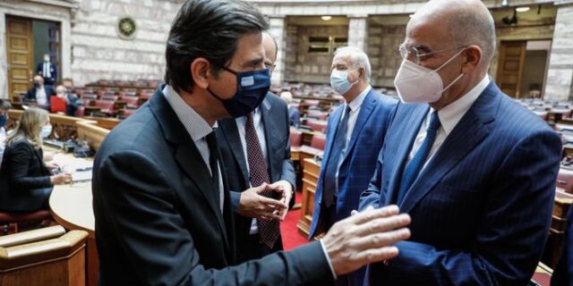 Βουλή: Ποια κόμματα ψηφίζουν και ποια όχι την αμυντική συμφωνία Ελλάδας – Γαλλίας