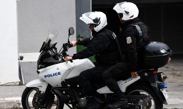 Τους 1.700 έφτασαν οι αστυνομικοί που νοσούν από κορονοϊό