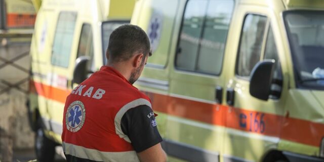 Σαντορίνη: Ένας νεκρός και ένας τραυματίας από πτώση οροφής υπόσκαφου κτιρίου