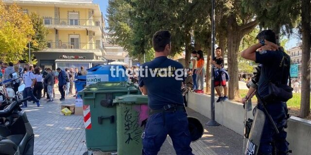 Θεσσαλονίκη: Επίθεση ακροδεξιών με αλυσίδες και taser σε μέλη της ΚΝΕ  – Τέσσερις τραυματίες