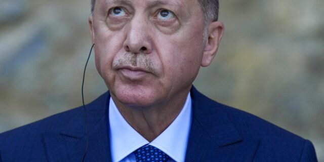 Ερντογάν: Μας ενοχλεί η βάση στην Αλεξανδρούπολη, δύσκολο το θέμα των F-16