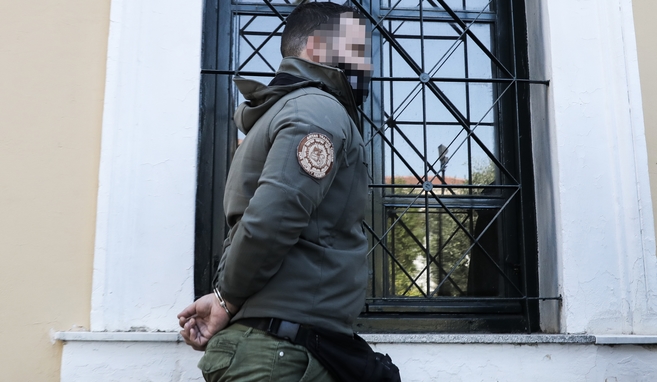 Επίθεση στο Νέο Ηράκλειο: “Δεν είμαι πια φασίστας” – Φυλάκιση 36 μηνών με αναστολή στον 30χρονο