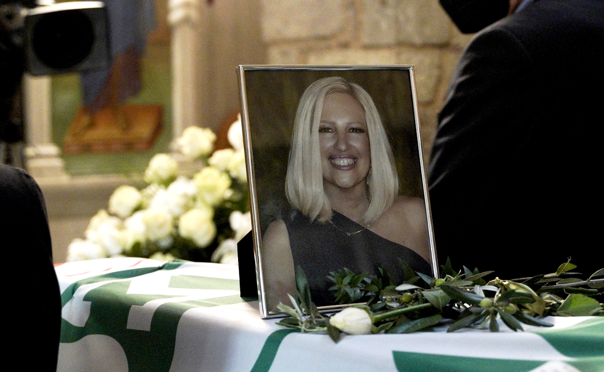Κηδεία Φώφης Γεννηματά: “Αντίο γενναία ηρωίδα” – Το ύστατο χαίρε