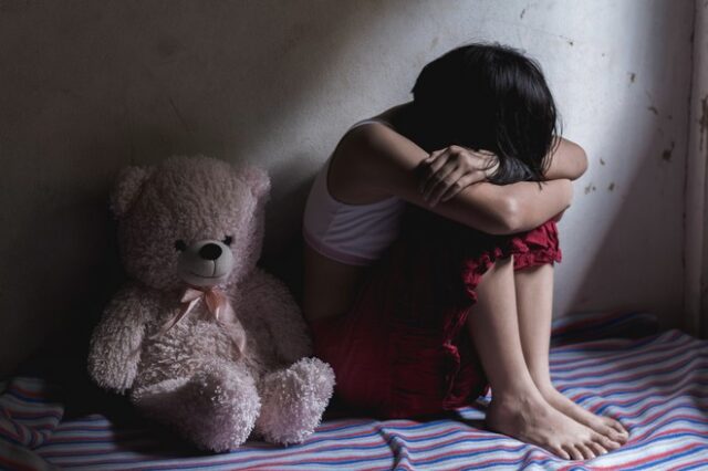 Υπόθεση 8χρονης στη Ρόδο: Ανωμοτί κατάθεση ως ύποπτος έδωσε ο παππούς της
