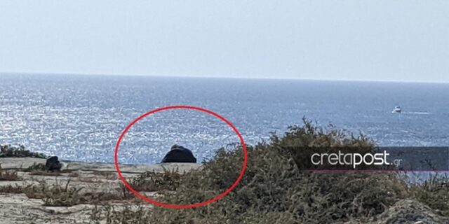 Γυναικοκτονία στην Ιεράπετρα: Ο δολοφόνος παραμένει κρεμασμένος στα βράχια