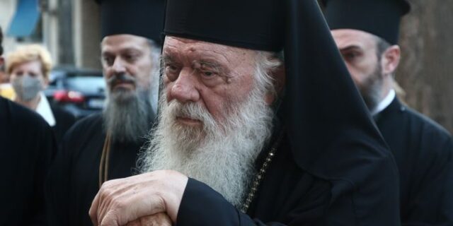 Ιερά Σύνοδος: Η λέξη λαϊκός στην εκκλησία του 21ου αιώνα