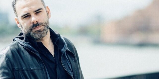 Μανώλης Εμμανουήλ:  Από το “The Durrells” και τον Γουιντερμπότομ δίνει “Όρκο” στο ελληνικό “Grey’s anatomy”