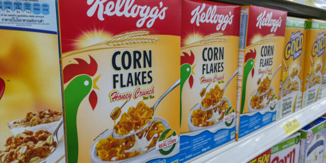 Εργάτες της Kellogg Co απεργούν για πρώτη φορά από το 1972