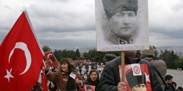 Ο Tim Marshall, η νέα “Γεωγραφία” του και η Κερκόπορτα της Τουρκίας που κοιτάζει μόνιμα προς Ανατολή