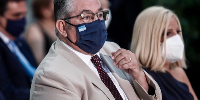 Μήνυμα Κουτσούμπα στη Γεννηματά: Περαστικά και καλή δύναμη