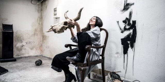 Μία παράσταση για την “Ανταλλαγή” και την αναζήτηση της χαμένης μας ενότητας