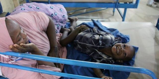 Ένας γιατρός στη Νιγηρία εξηγεί γιατί τα χρήματα δεν είναι αυτό που έχει τη μεγαλύτερη σημασία