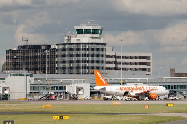 Συναγερμός στη Βρετανία: Εκκενώθηκε το αεροδρόμιο του Μάντσεστερ
