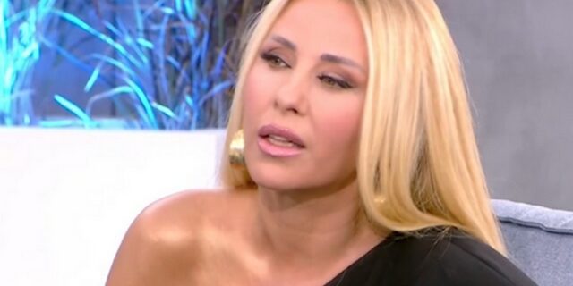 Γωγώ Μαστροκώστα για τη “μάχη” με τον καρκίνο: Τι απαντούσε σε όσους της έλεγαν πως είναι “μαχήτρια”