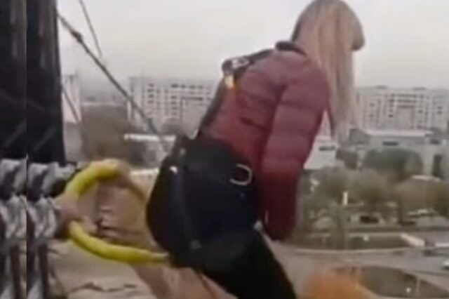 Καζακστάν: Μητέρα σκοτώθηκε ενώ έκανε rope jumping
