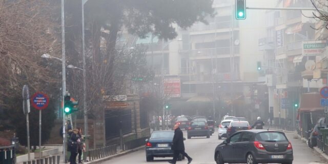 Καιρός: Συννεφιά και τοπικές ομίχλες το πρωί της Τετάρτης