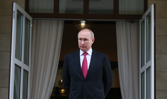 Pandora Papers: Ο Βλάντιμιρ Πούτιν “υπάρχει” παντού, αλλά δεν εμφανίζεται πουθενά