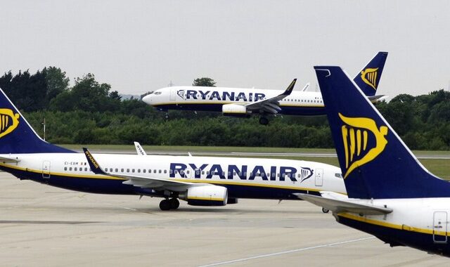 CEO Ryanair: “Η εποχή που πετάγατε με 10 ευρώ τελείωσε”