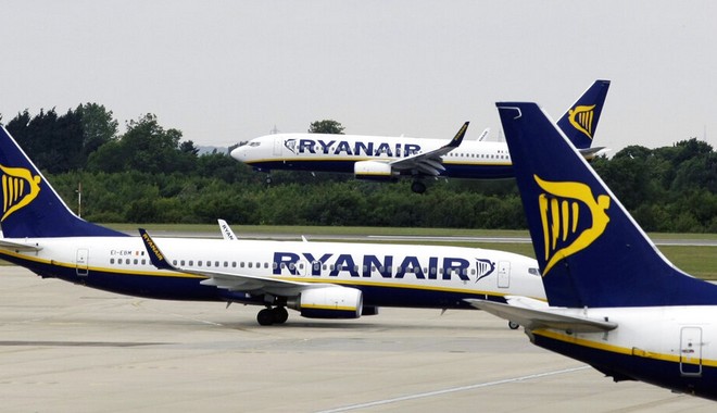 CEO Ryanair: “Η εποχή που πετάγατε με 10 ευρώ τελείωσε”