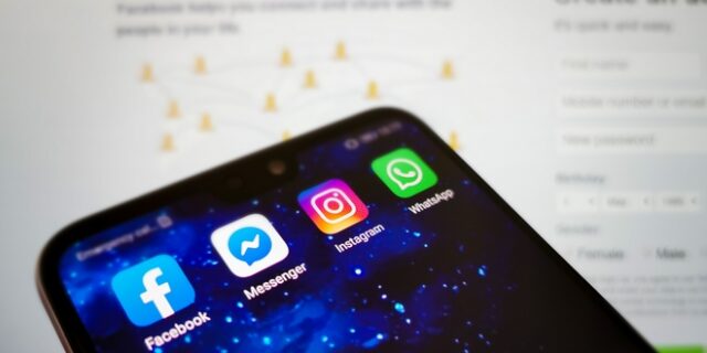 Επαναλειτουργούν Facebook, Instagram και WhatsApp: Τι προκάλεσε το μεγάλο μπλακάουτ