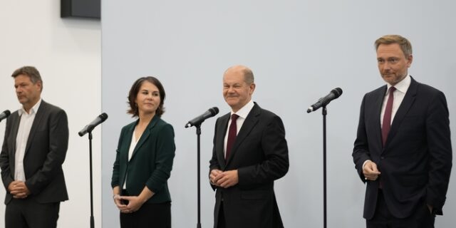Γερμανία: Πρώτη συμφωνία για κυβέρνηση “Φανάρι”