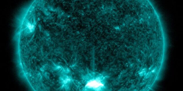 NASA: Ισχυρή ηλιακή έκλαμψη θα φθάσει σύντομα στη Γη
