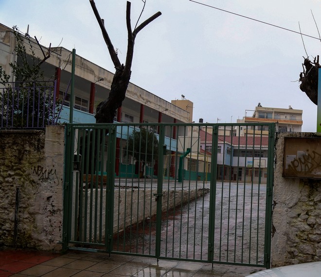 Κακοκαιρία Μπάλλος: Πού θα είναι κλειστά τα σχολεία σήμερα