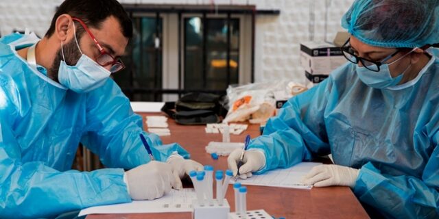 Κορονοϊός – διασπορά: Ανησυχία για Θεσσαλονίκη, Λάρισα και Μαγνησία