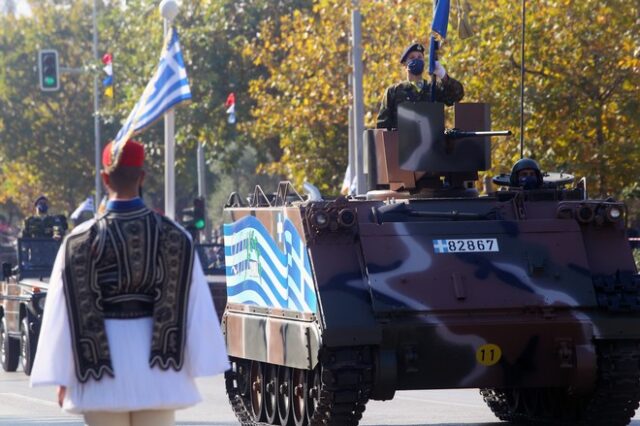 28η Οκτωβρίου: Λαμπρή και επιβλητική η στρατιωτική παρέλαση στη Θεσσαλονίκη