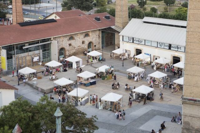 Meet Market: Ένα οπτικοακουστικό παζλ κάτω από τις κόκκινες καμινάδες!