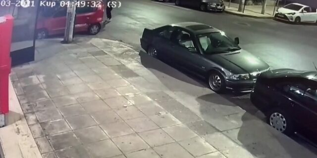 Συνελήφθη οδηγός ΙΧ που παρέσυρε και σκότωσε πεζό στον Πειραιά – Σοκαριστικό βίντεο