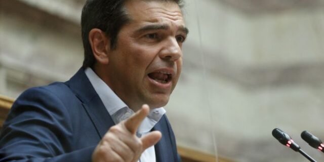Τσίπρας: Να διορθωθεί έγκαιρα η αμυντική συμφωνία με την Γαλλία