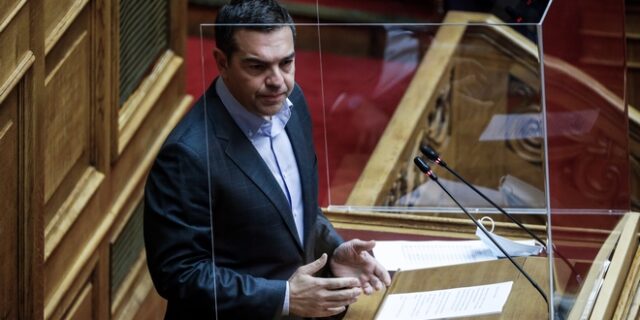 Τσίπρας: “Είστε αλαζόνας με 15.000 νεκρούς από τη πανδημία – Την εκμεταλλευτήκατε για να στήσετε καθεστώς”