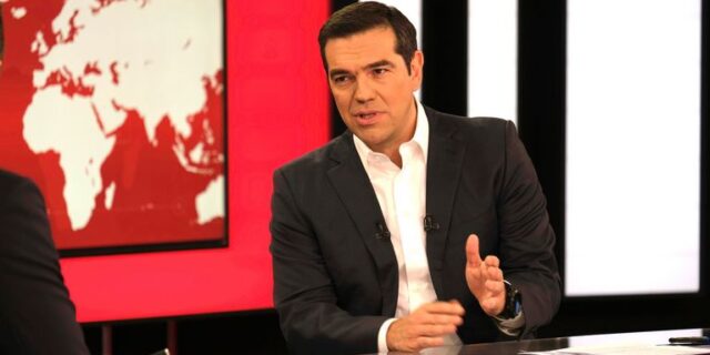 Tσίπρας: Ο Μητσοτάκης αρνείται μέτρα κατά της ακριβείας για να μην δυσαρεστήσει συμφέροντα