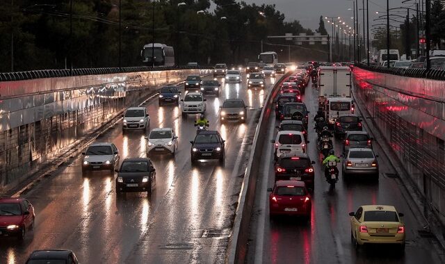 Κακοκαιρία “Μπάλλος”: Διακοπή ρεύματος σε αρκετές περιοχές της Αθήνας