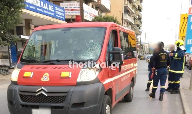 Τροχαίο στη Θεσσαλονίκη: Όχημα της πυροσβεστικής παρέσυρε πεζό