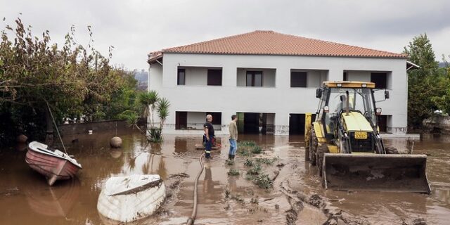 Κακοκαιρία “Μπάλλος”: Σε ετοιμότητα όλη η χώρα – Άρχισε η αποστολή μηνυμάτων από το 112