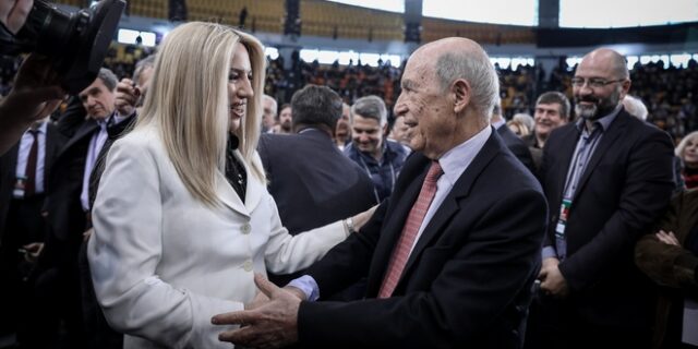 Κώστας Σημίτης για Φώφη Γεννηματά: “Προσωπική και πολιτική θλίψη για την απώλειά της”