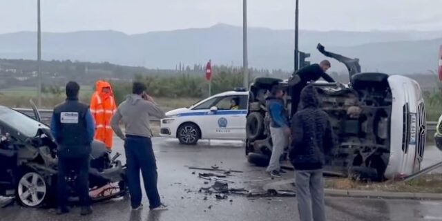 Τροχαίο στην Αμφιλοχία – Πέντε τραυματίες
