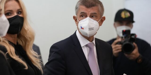 Εκλογές στην Τσεχία: Οδεύει προς εκλογική νίκη παρά τα Pandora Papers ο Αντρέι Μπάμπις