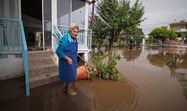 Κακοκαιρία Αθηνά: Σοβαρά προβλήματα σε Βόρεια Εύβοια, Λάρισα και Πήλιο