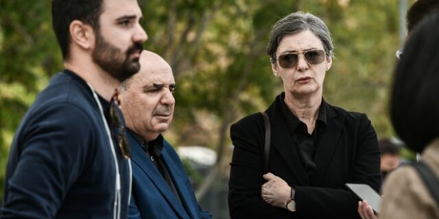 Το “γιατί” της Ελένης Κωστοπούλου