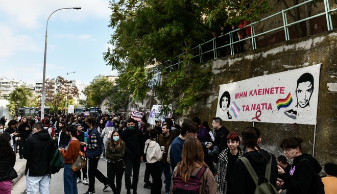 Ζακ Κωστόπουλος: Στο πλευρό της οικογένειας Νταλάρας, Μπιμπίλας, Κραουνάκης και πλήθος προσωπικοτήτων