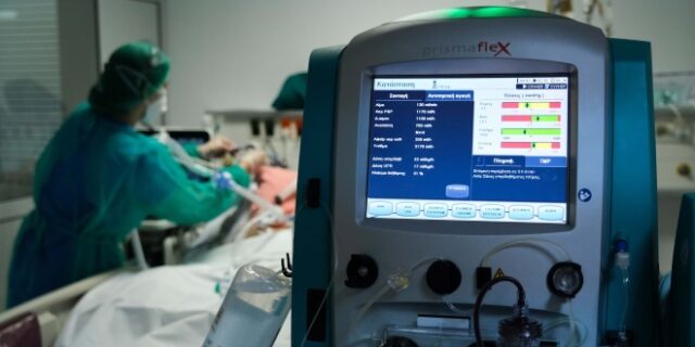 Κορονοϊός: 19.623 νέα κρούσματα σήμερα στην Ελλάδα – 67 νεκροί και 455 διασωληνωμένοι