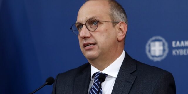Οικονόμου: Δεν εξετάζουμε νέα μέτρα, στη φάση που βρισκόμαστε τώρα
