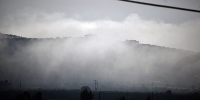 Πού οφείλεται η ομίχλη που “τύλιξε” τη χώρα