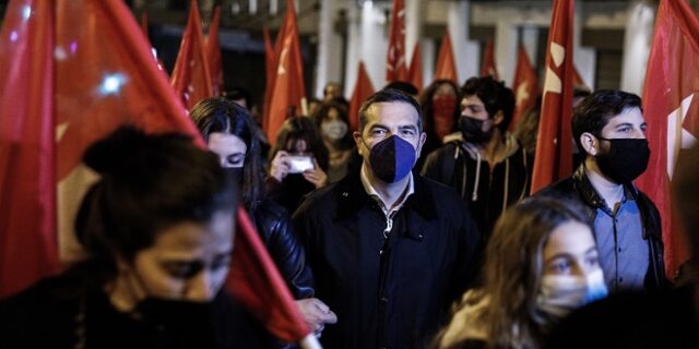 Τσίπρας για Πολυτεχνείο: Οι αγώνες της νεολαίας απέναντι σε μια ακραία συντηρητική πολιτική είναι ελπίδα για ένα καλύτερο αύριο