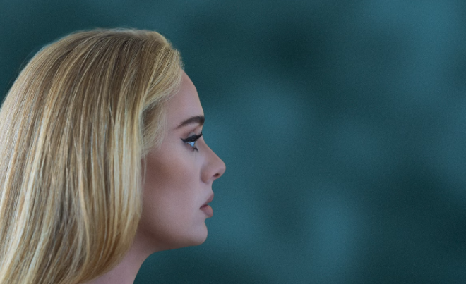 Adele: Κυκλοφόρησε το πολυαναμενόμενο άλμπουμ “30” και το Twitter “έκλαψε”