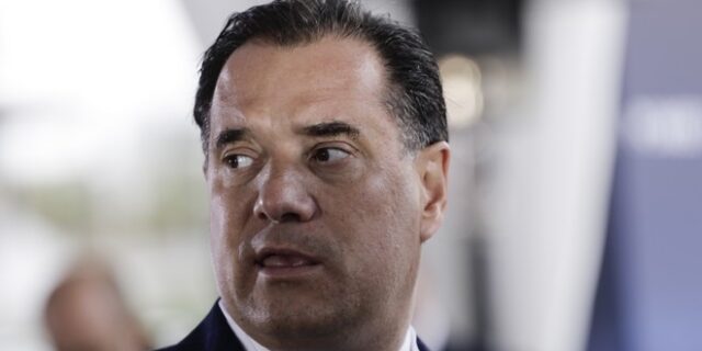 Γεωργιάδης: Τα μέτρα ελήφθησαν για να μείνει ανοιχτή η αγορά τα Χριστούγεννα